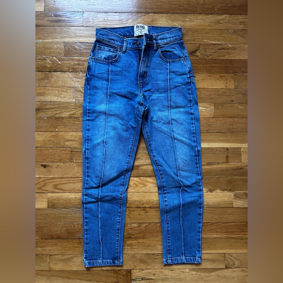 Revice Star Skinny Jeans - Picture 5 of 10